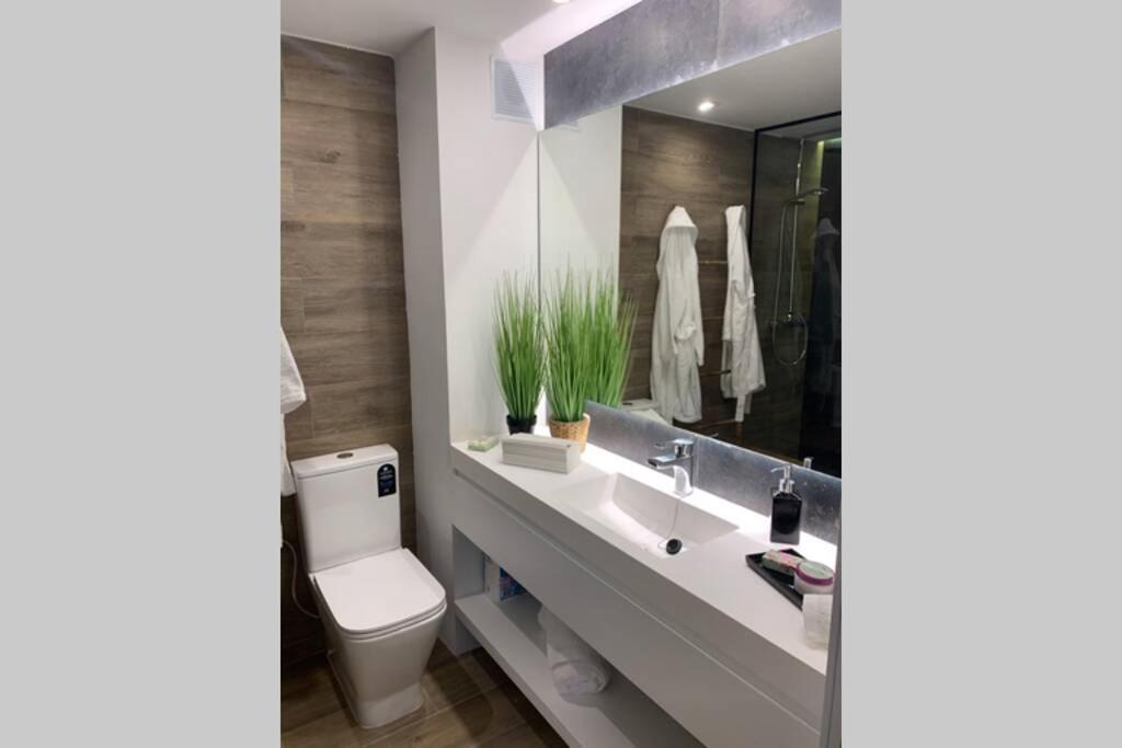Apartamento A Estrenar A Un Minuto Del Alcazar Apartment Cordoba Ngoại thất bức ảnh